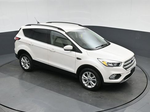 Used 2018 Ford Escape SE w/ SE Sync 3 Package image 50