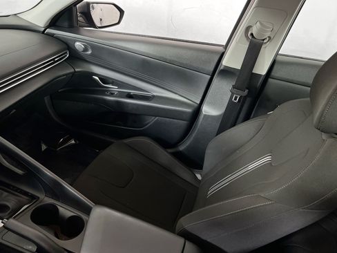 Used 2023 Hyundai Elantra SEL FWD image 21