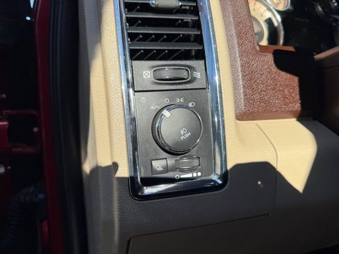 Used 2015 RAM 3500 Laramie Longhorn w/ Convenience Group image 19