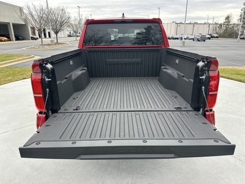 Certified 2025 Toyota Tacoma TRD Sport image 31