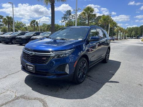 Used 2022 Chevrolet Equinox RS FWD image 5