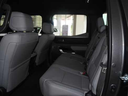 New 2026 Toyota Tundra Limited AWD/4WD image 8