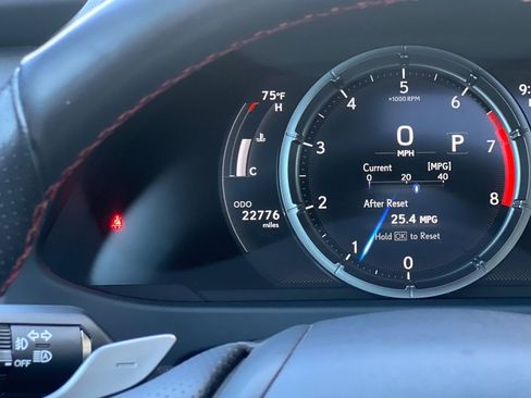 Used 2019 Lexus UX 200 F Sport w/ F Sport Premium Package FWD image 29
