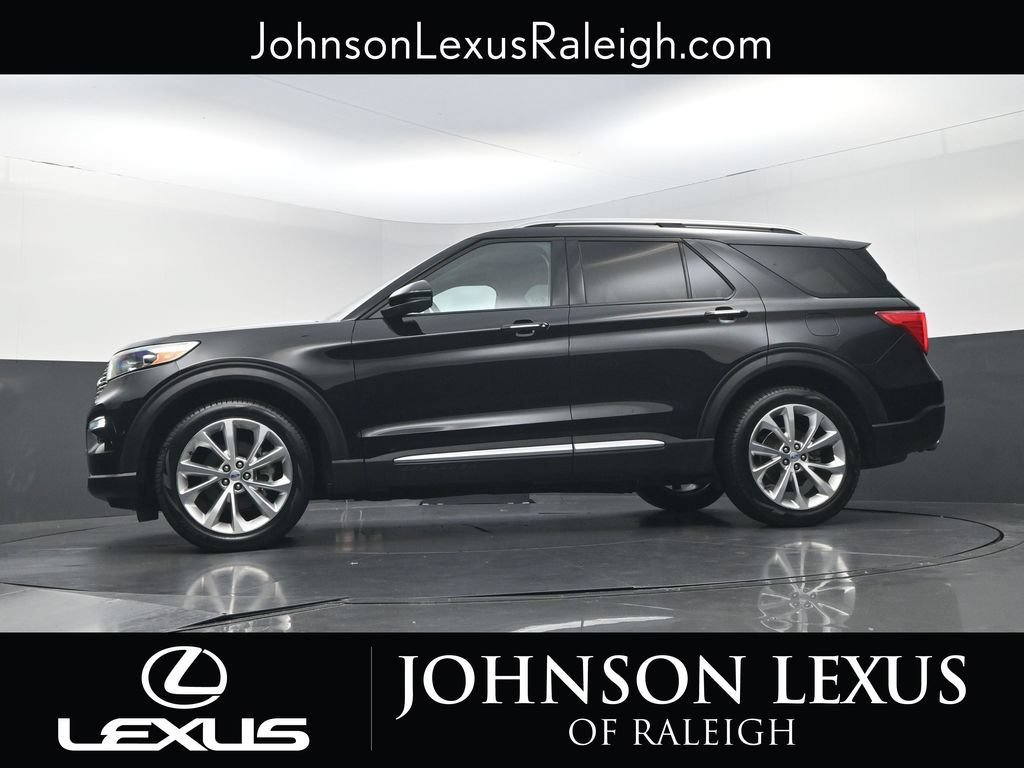 Used 2023 Ford Explorer Platinum w/ Technology Package AWD/4WD image 22
