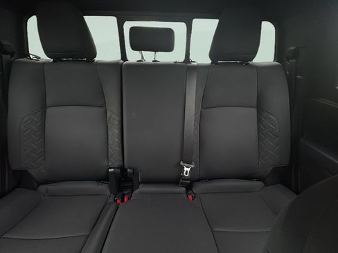 Used 2024 Toyota Tacoma SR5 w/ SR5 Upgrade Package RWD image 10