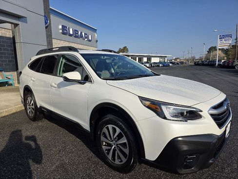 Used 2020 Subaru Outback Premium w/ Popular Package #1 image 3