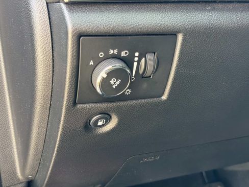 Used 2019 Jeep Grand Cherokee High Altitude AWD/4WD image 25