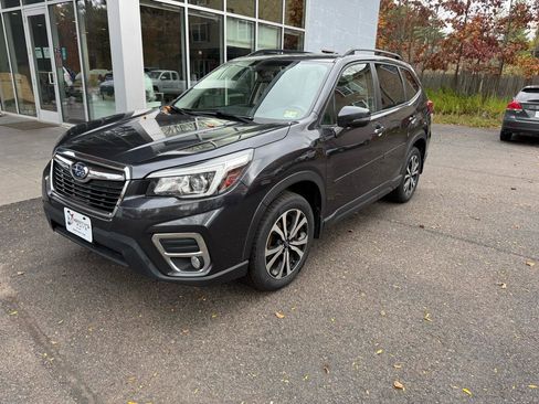 Used 2019 Subaru Forester Limited AWD/4WD image 1