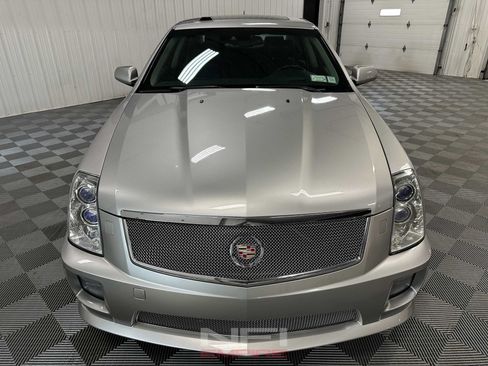 Used 2008 Cadillac STS V RWD image 4