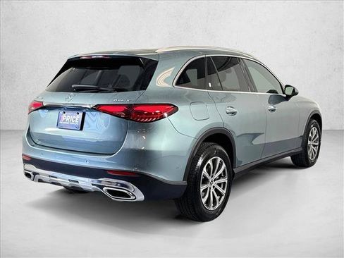 Used 2026 Mercedes-Benz GLC 300 4MATIC image 5