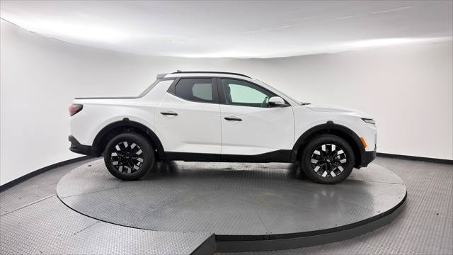 Used 2025 Hyundai Santa Cruz SEL FWD image 9