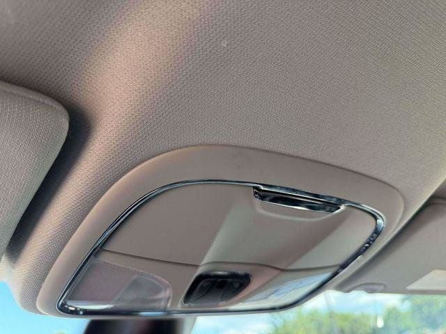 Certified 2020 Jeep Cherokee Limited AWD/4WD image 32