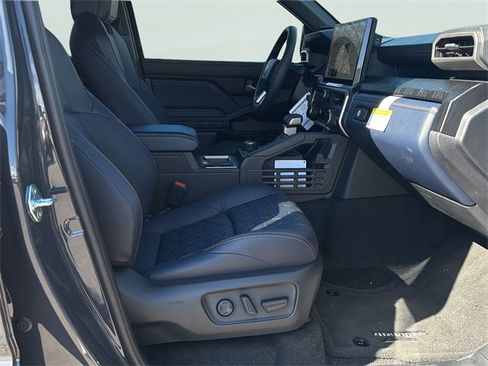 New 2026 Toyota 4Runner 4WD image 11