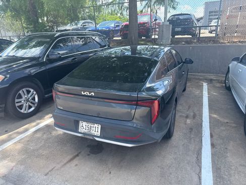 Certified 2025 Kia K4 FWD image 3