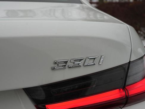 New 2025 BMW 330i xDrive 330i xDrive w/ Convenience Package image 21