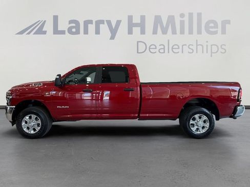 New 2026 RAM 3500 Big Horn AWD/4WD image 2
