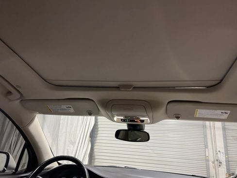 Used 2023 Buick Enclave Essence w/ Experience Buick Package FWD image 15
