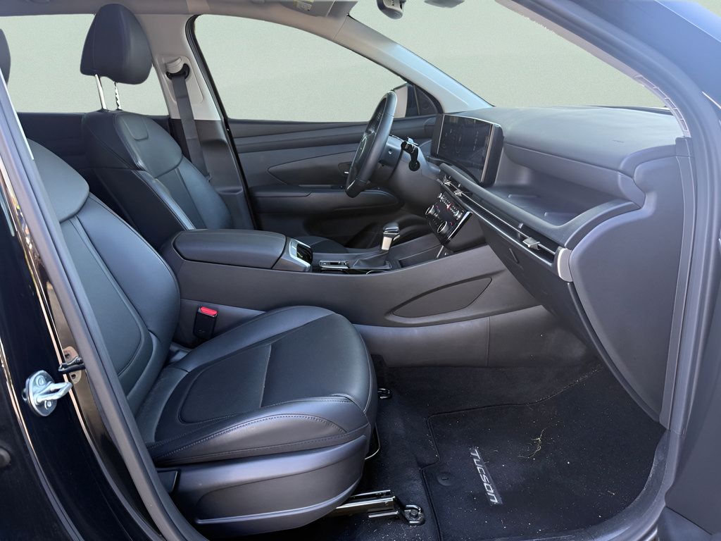 Used 2025 Hyundai Tucson SEL AWD/4WD image 26