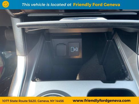 Used 2023 Ford Explorer Limited w/ Equipment Group 301A AWD/4WD image 24