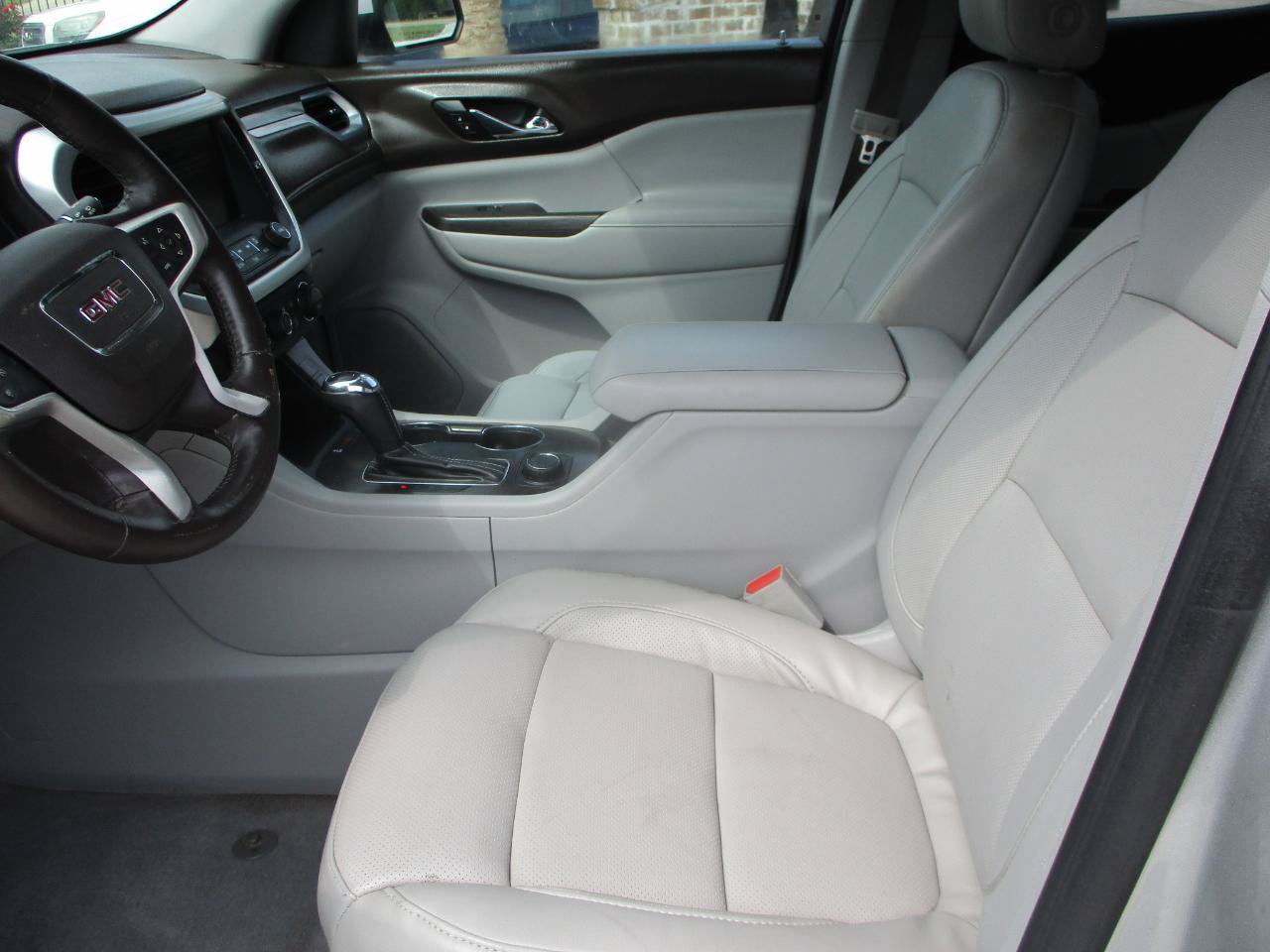 Used 2017 GMC Acadia SLT FWD image 14