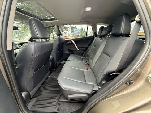 Used 2014 Toyota RAV4 Limited image 13