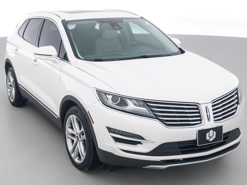 Used 2017 Lincoln MKC Reserve w/ Lincoln MKC Climate Package AWD/4WD image 1