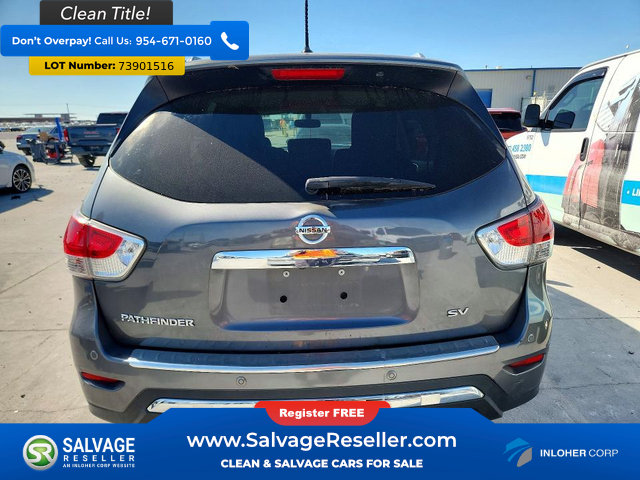 Used 2015 Nissan Pathfinder SV FWD image 8