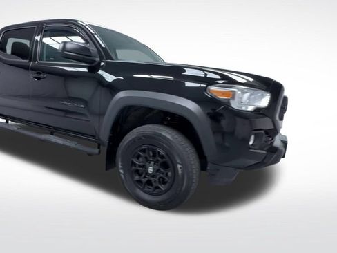 Certified 2023 Toyota Tacoma SR5 w/ SX Package AWD/4WD image 2