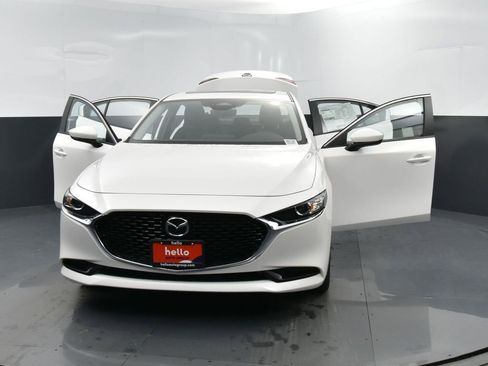 New 2026 MAZDA MAZDA3 2.5 S Sedan w/ Preferred Pkg image 35