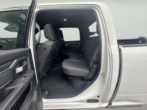 Used 2025 RAM 2500 Big Horn AWD/4WD image 31