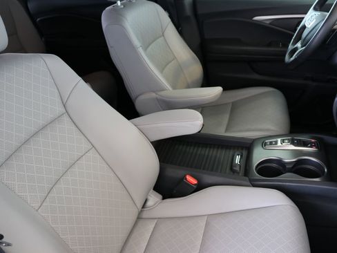 Used 2019 Honda Passport EX-L image 43