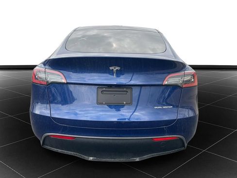 Used 2023 Tesla Model Y Long Range image 4