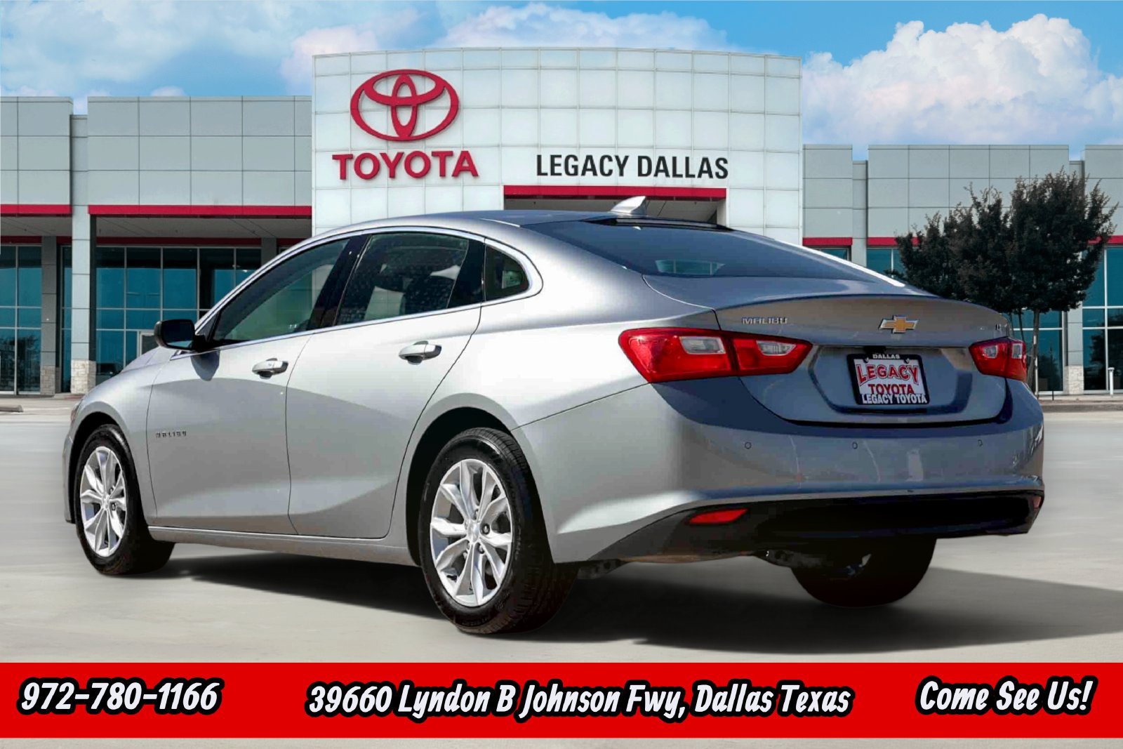 Used 2025 Chevrolet Malibu LT FWD image 8