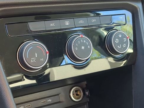 Used 2024 Volkswagen Taos S image 27