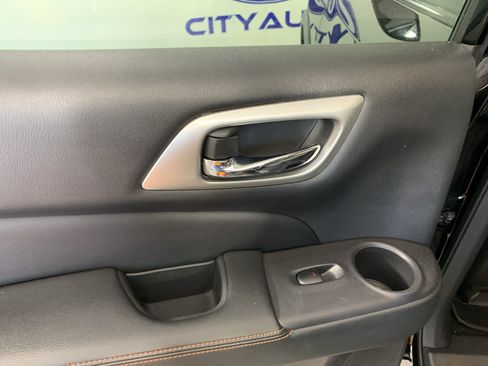 Used 2020 Nissan Pathfinder SV w/ Rock Creek Edition FWD image 29