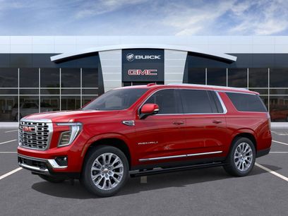 New 2026 GMC Yukon XL Denali w/ Sun & Power Step Package