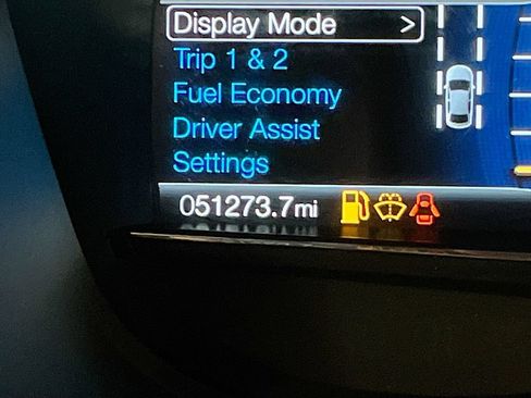 Used 2019 Ford Explorer XLT w/ Equipment Group 202A AWD/4WD image 12