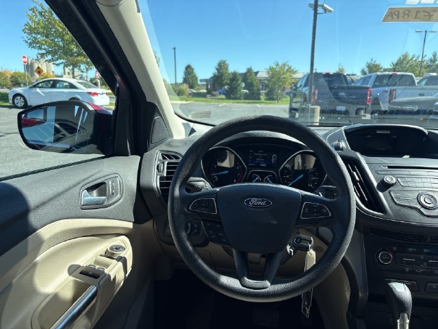 Used 2017 Ford Escape SE AWD/4WD image 13