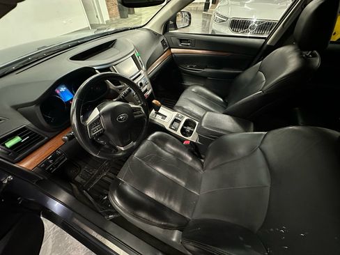 Used 2014 Subaru Outback 2.5i Limited image 17
