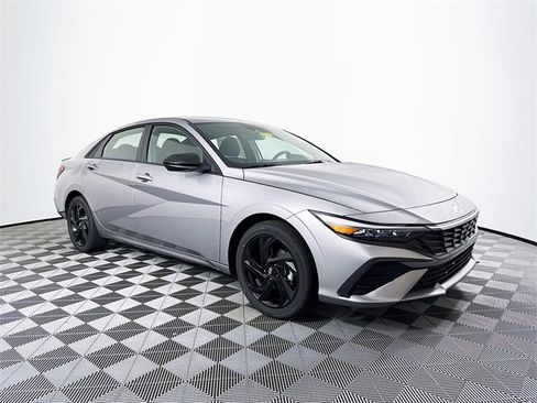 New 2026 Hyundai Elantra Sport image 10