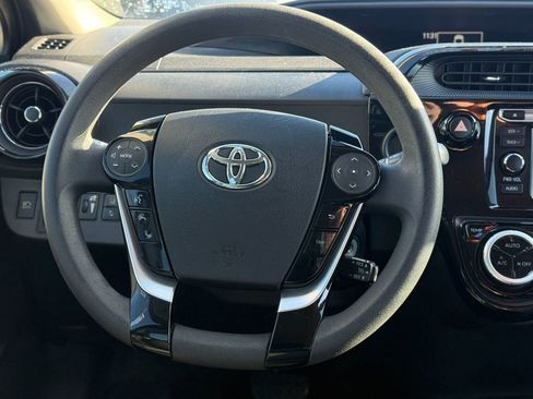 Used 2018 Toyota Prius C One image 22