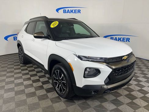 Used 2021 Chevrolet TrailBlazer ACTIV w/ Technology Package AWD/4WD image 8