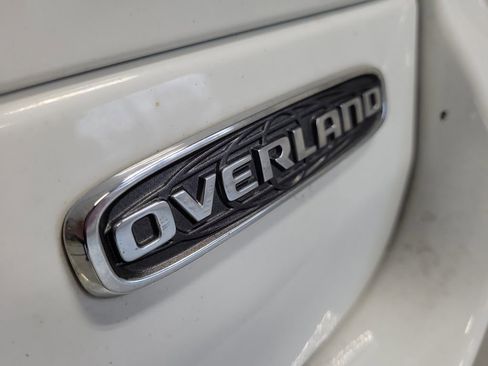 Used 2023 Jeep Grand Cherokee Overland image 8