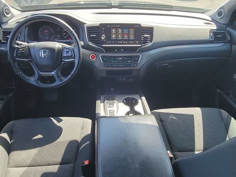 Used 2024 Honda Ridgeline Sport image 19