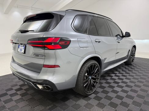 Used 2026 BMW X5 xDrive40i w/ M Sport Package AWD/4WD image 8