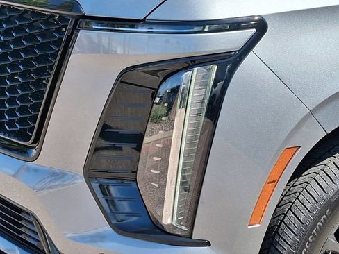 Used 2026 Cadillac Escalade Platinum Sport w/ LPO, Floor Liner Package RWD image 8