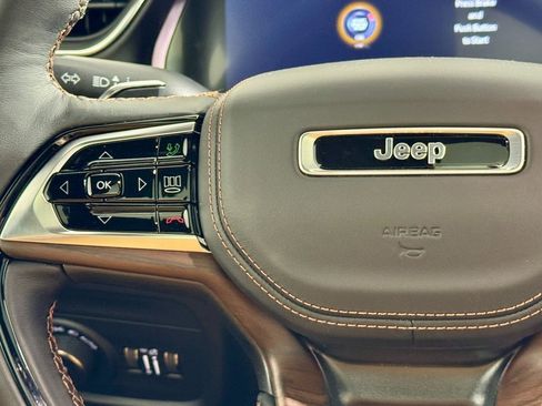 New 2025 Jeep Grand Cherokee L Summit w/ Obsidian Package image 25