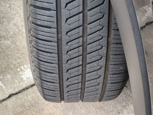 Used 2023 Cadillac XT4 Premium Luxury FWD image 11