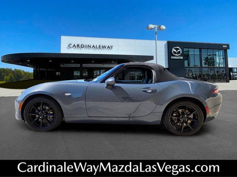 Used 2021 MAZDA MX-5 Miata Grand Touring RWD image 3