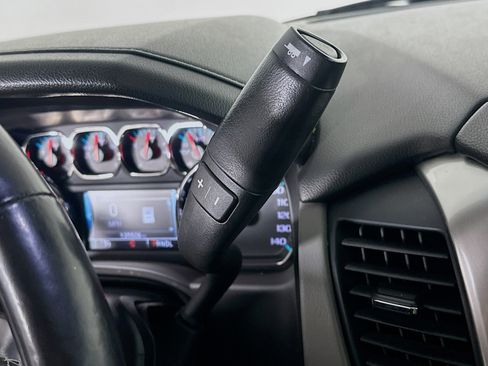 Used 2019 Chevrolet Tahoe LT RWD image 25